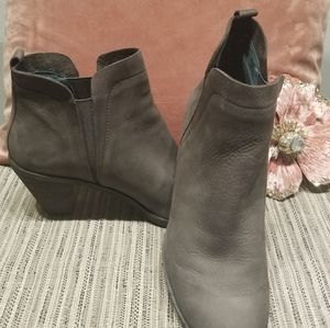 New Lucky Brand Booties